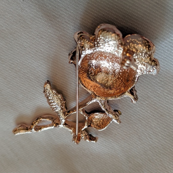 Hand Painted Rose Pin - Picture 4 of 4